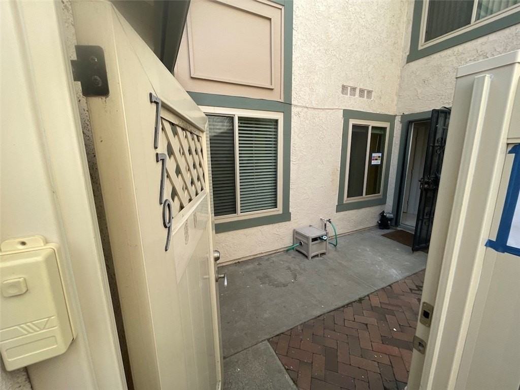 779 N Sequoia Ln - Photo 5 of 22