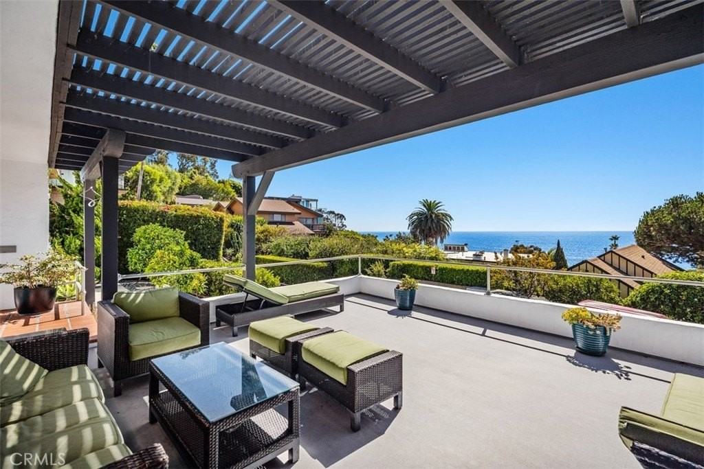 2142 Ruby Pl - Photo 2 of 34