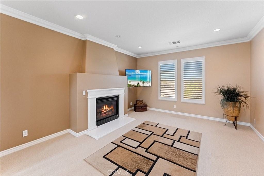 21249 Alanis Cir - Photo 5 of 45