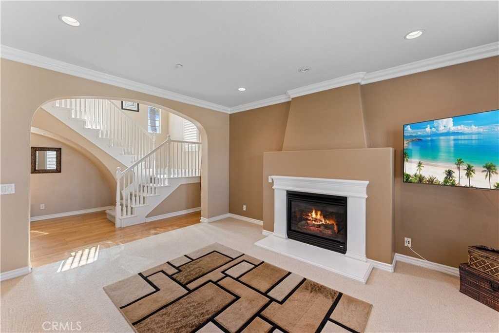 21249 Alanis Cir - Photo 6 of 45