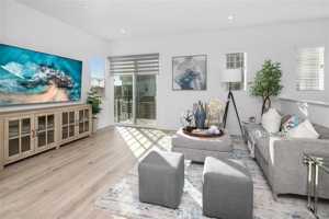 featured image of 1722 W Bushell St