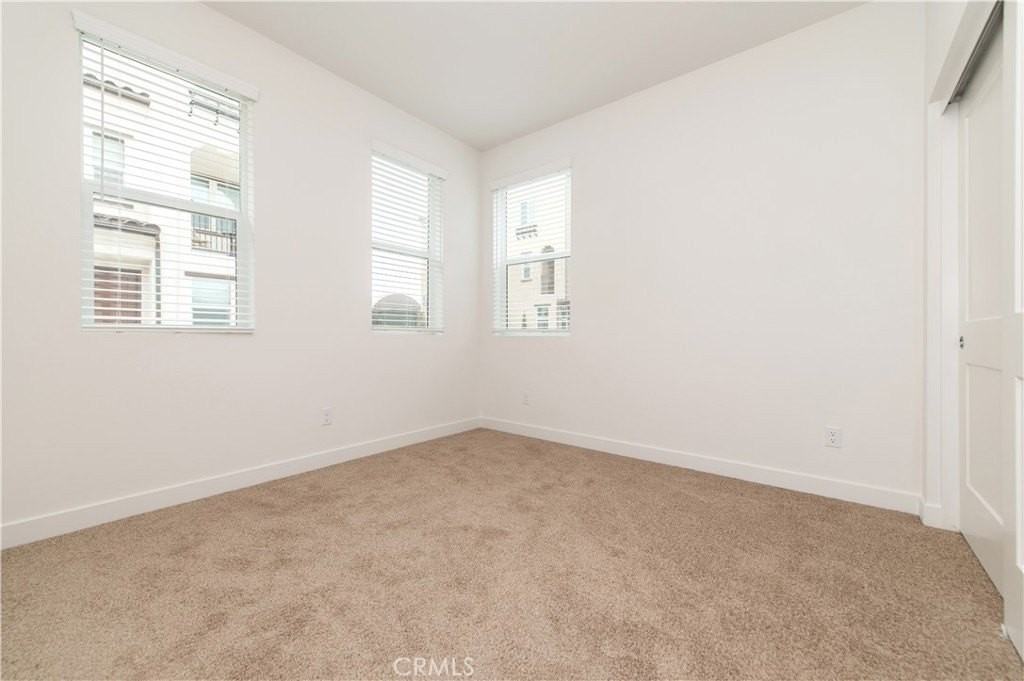 2215 W Orange Ave #12 - Photo 5 of 35