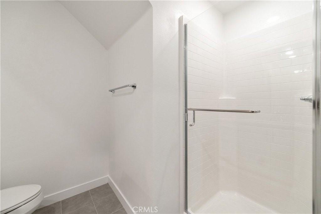 2215 W Orange Ave #12 - Photo 7 of 35