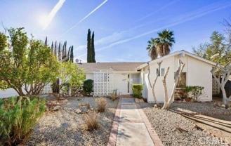 23522 Victory Blvd - Photo 1 of 1