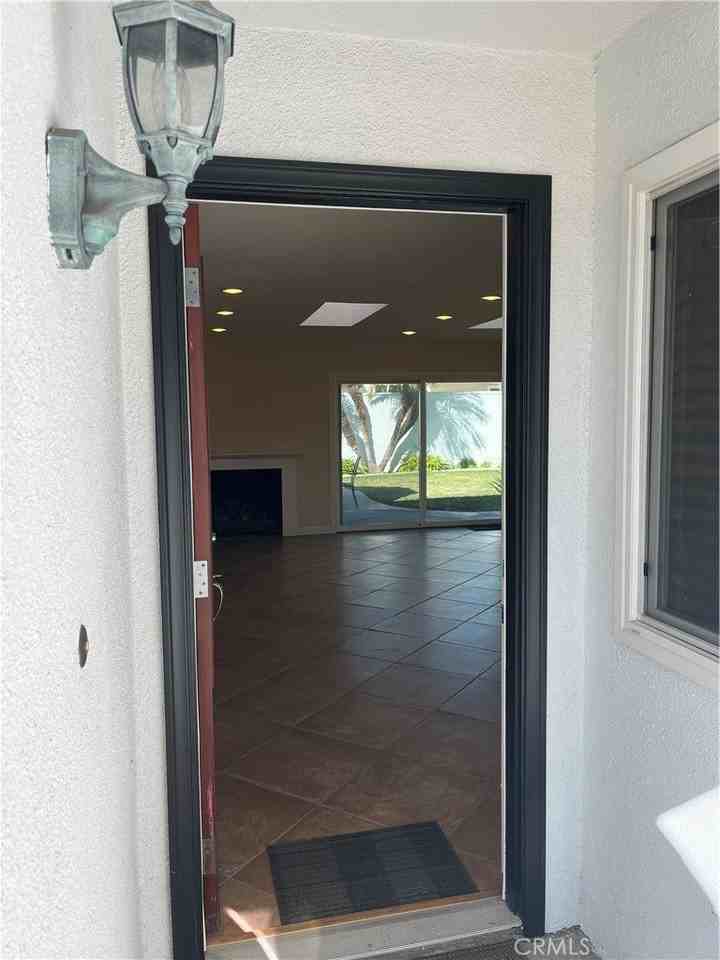 20935 Divonne Dr - Photo 4 of 32