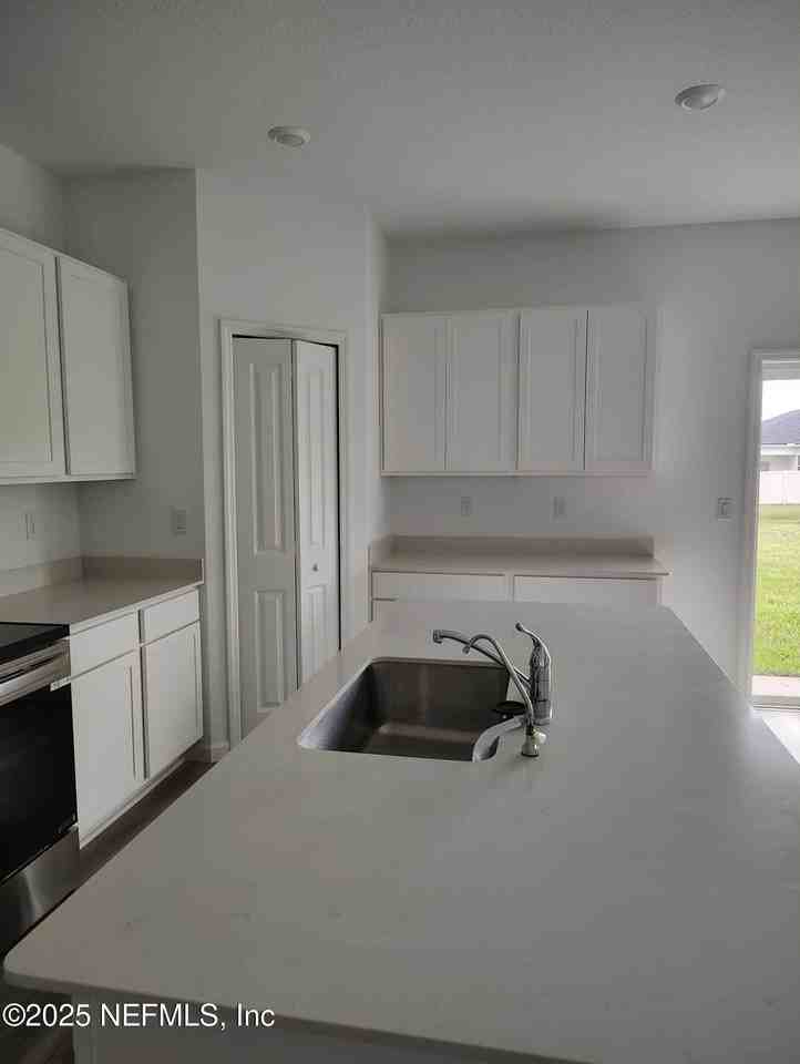 2829 Grand Finale St - Photo 3 of 22