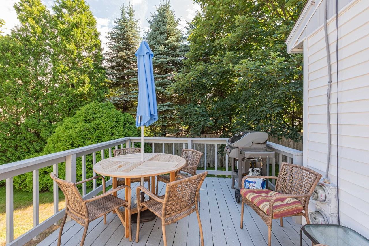 18 Baker Ave - Photo 4 of 15