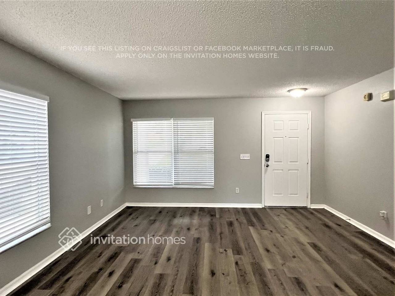 1918 Knollcrest Avenue - Photo 2 of 12
