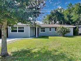 8822 91st St - Photo 1 of 1