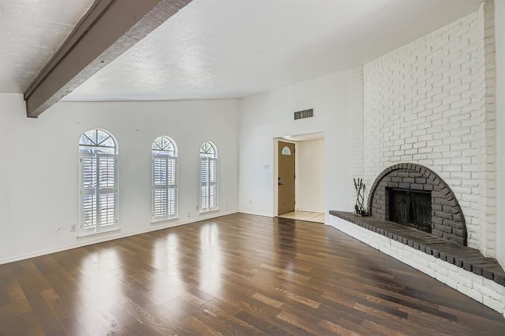 2406 Norway Dr - Photo 4 of 22