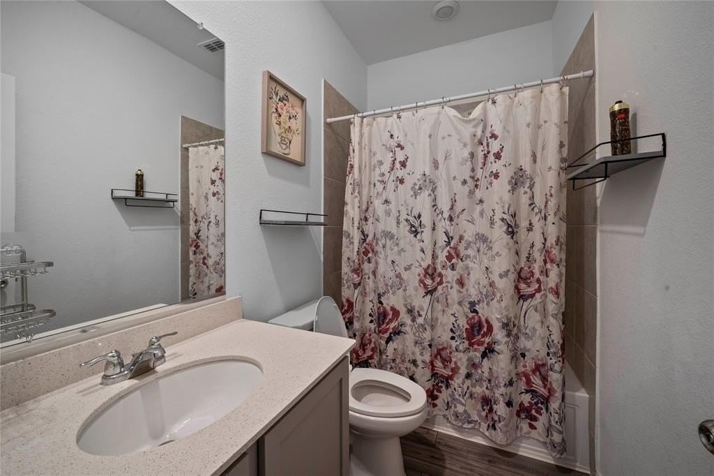 7109 Dandelion Drive - Photo 5 of 36