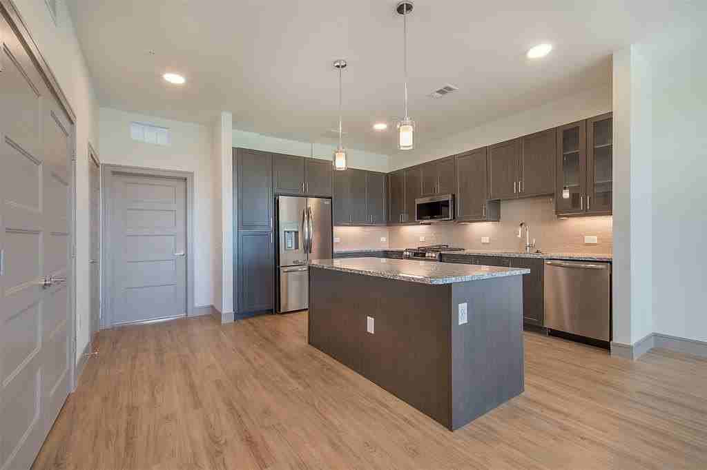 11330 Desert Willow #9102 - Photo 5 of 35