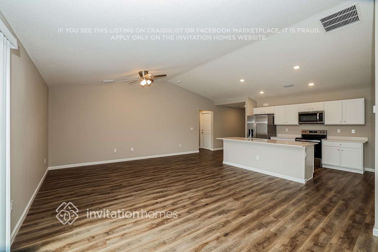 3117 Sw Martin St - Photo 5 of 17