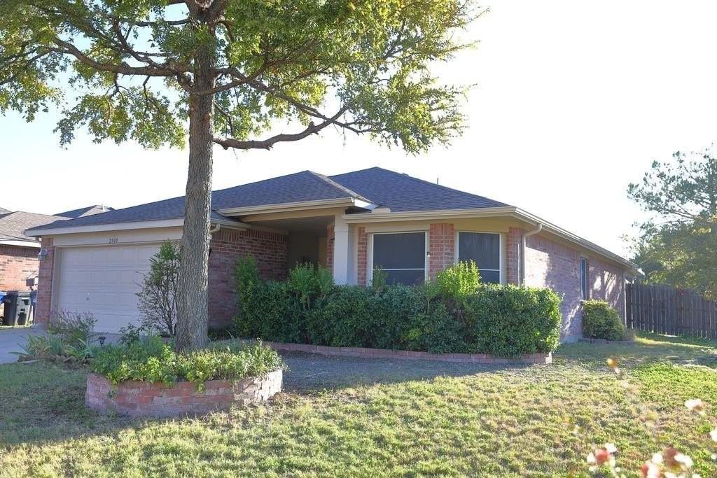 2900 Bluffs Court - Photo 2 of 25