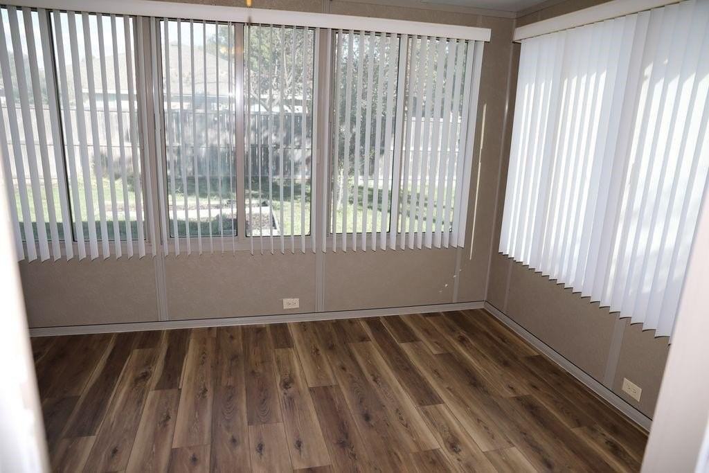 2900 Bluffs Court - Photo 7 of 25