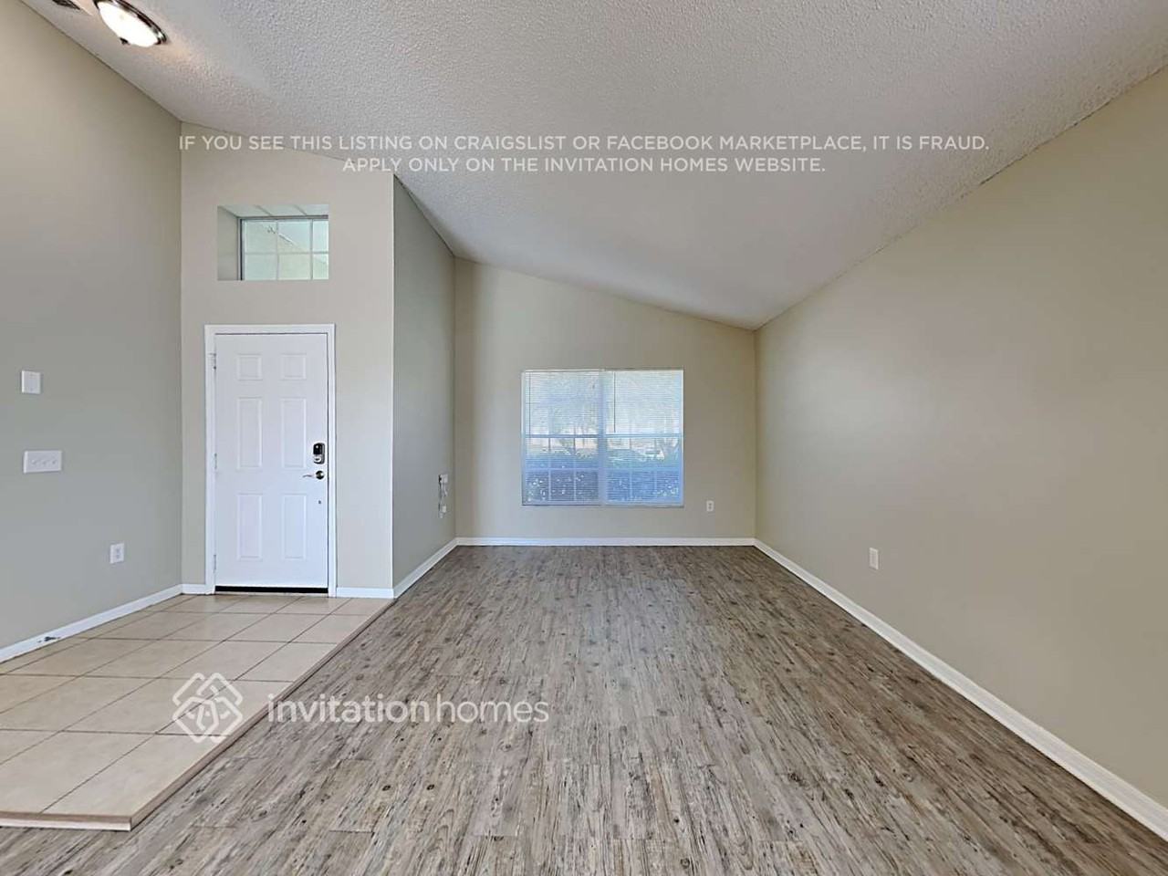 142 Southampton Dr - Photo 4 of 19