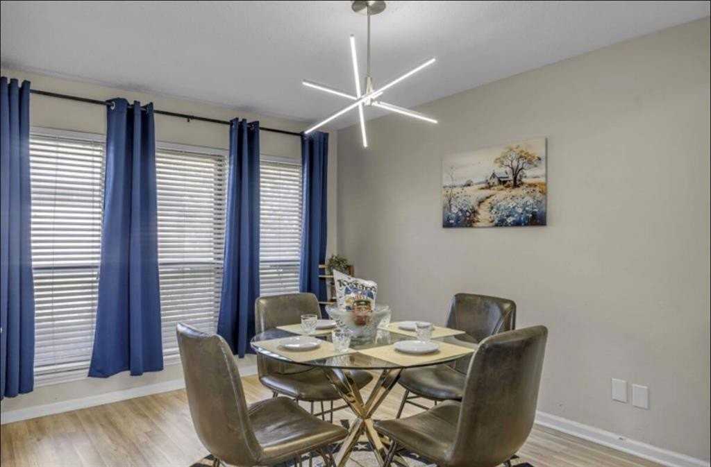 1709 Elk Grove Drive - Photo 5 of 35