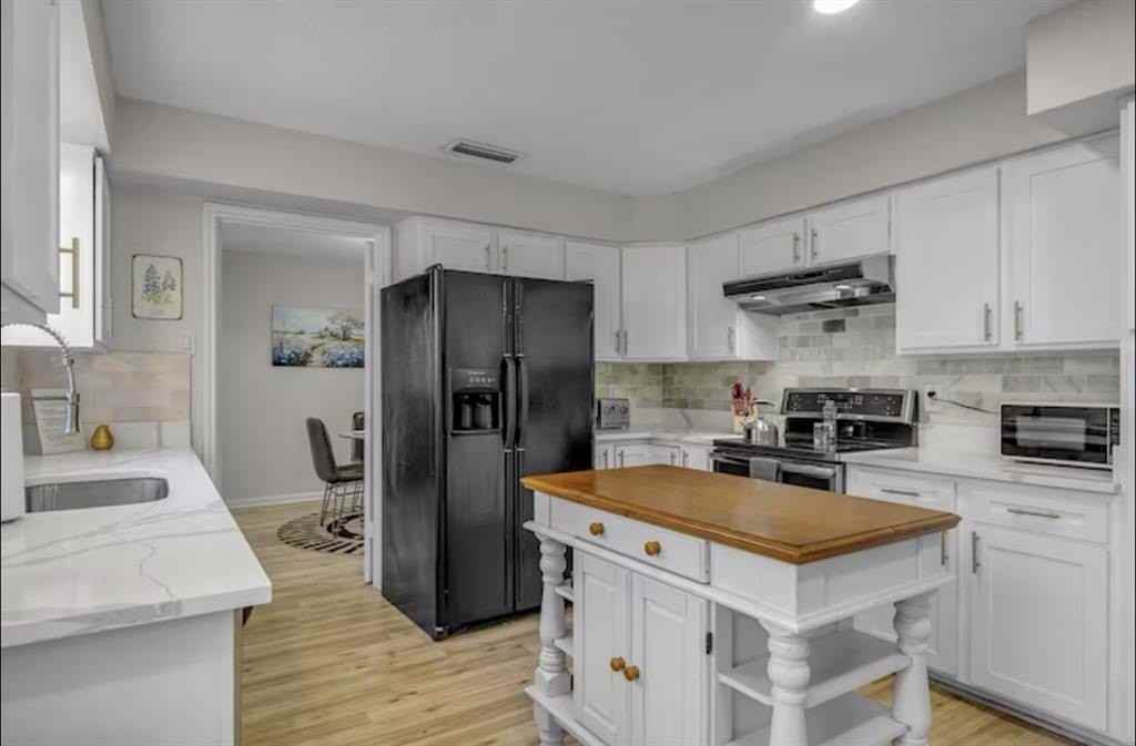 1709 Elk Grove Drive - Photo 7 of 35