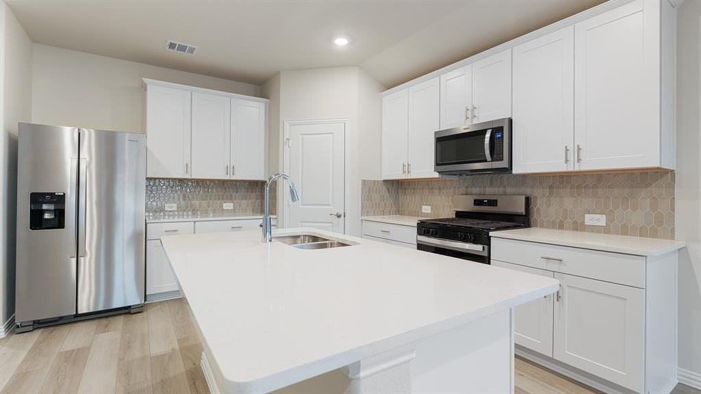 1008 Chestnut Dr - Photo 4 of 21