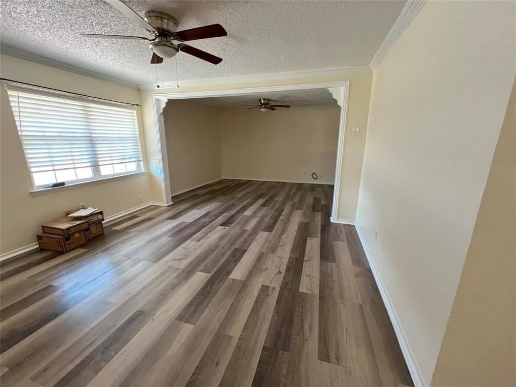 3601 Aloha Cir - Photo 6 of 22