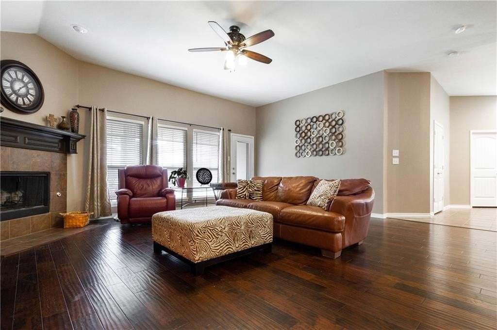 7813 Loma Alta Trl - Photo 6 of 30