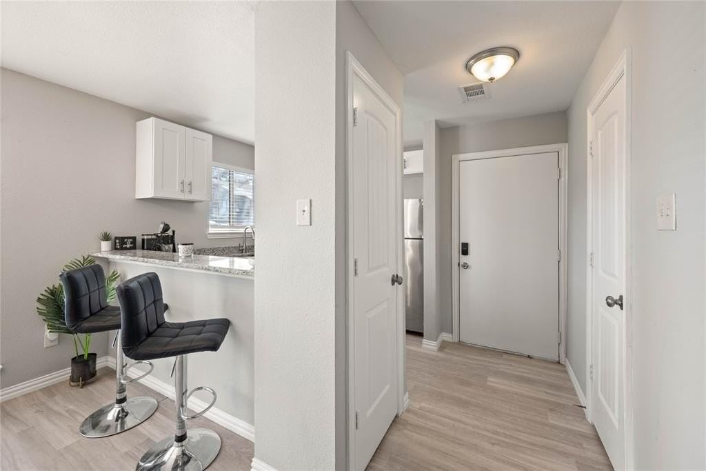 1608 Pecan Chase Cir #19 - Photo 4 of 12