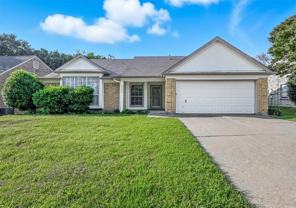 8202 Weatherly Dr - Photo 1 of 1
