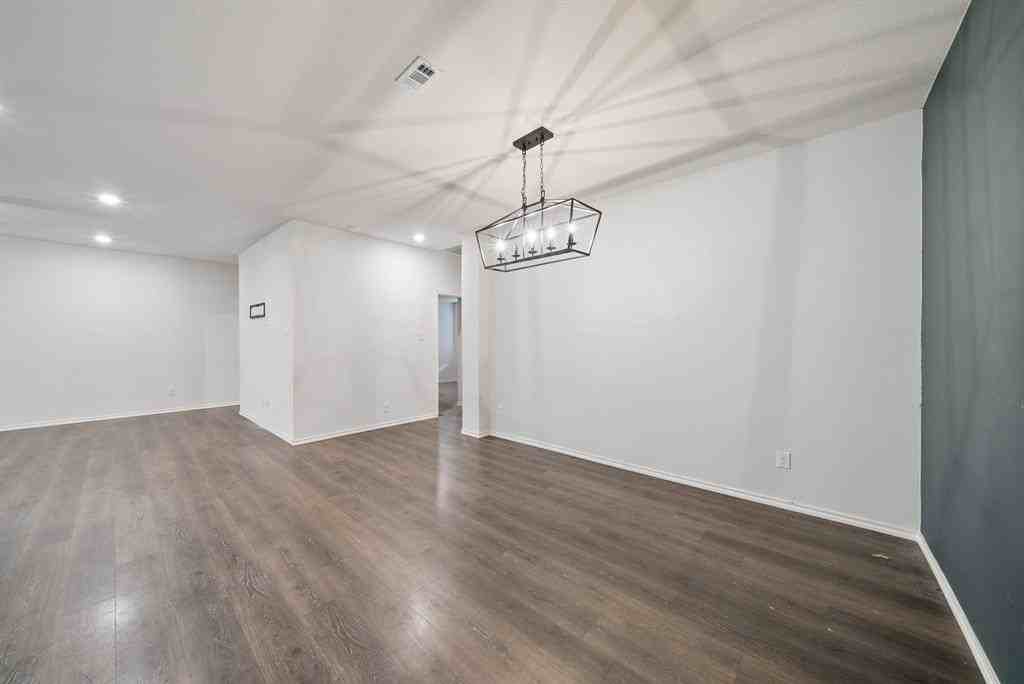 809 Farmstead Way - Photo 4 of 37