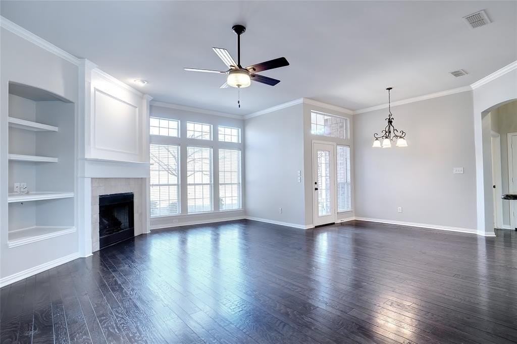 1809 Forest Bend Ln - Photo 7 of 18