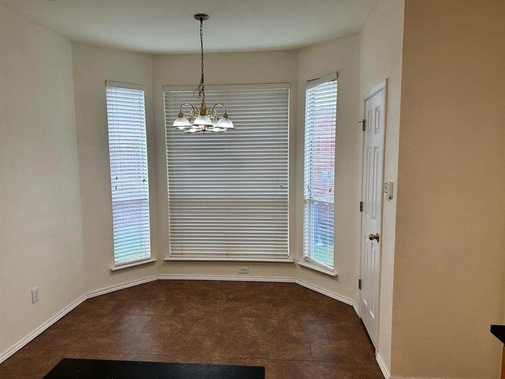 4341 Brinker Ct - Photo 4 of 21