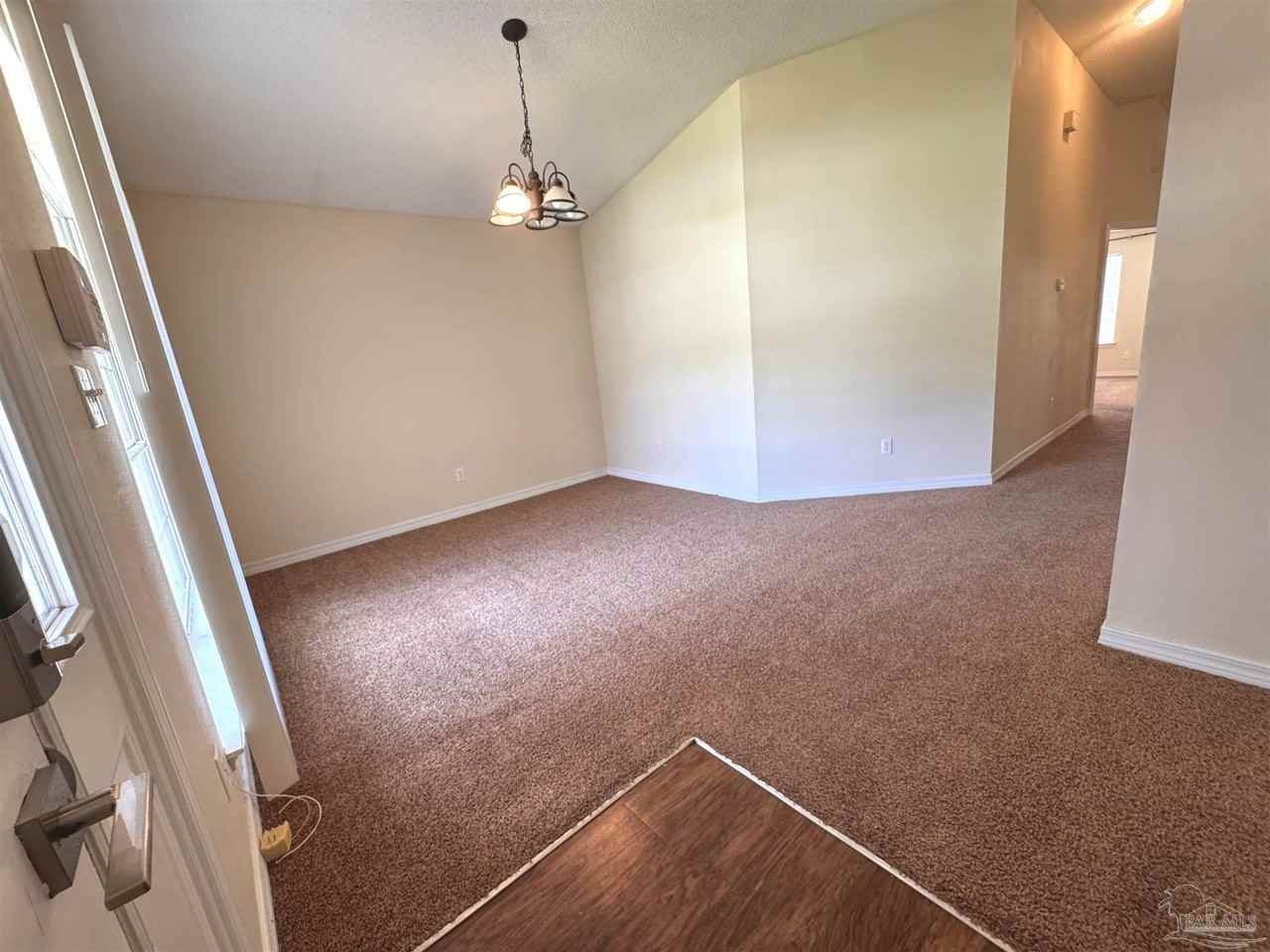 6360 Mers Ln - Photo 4 of 19