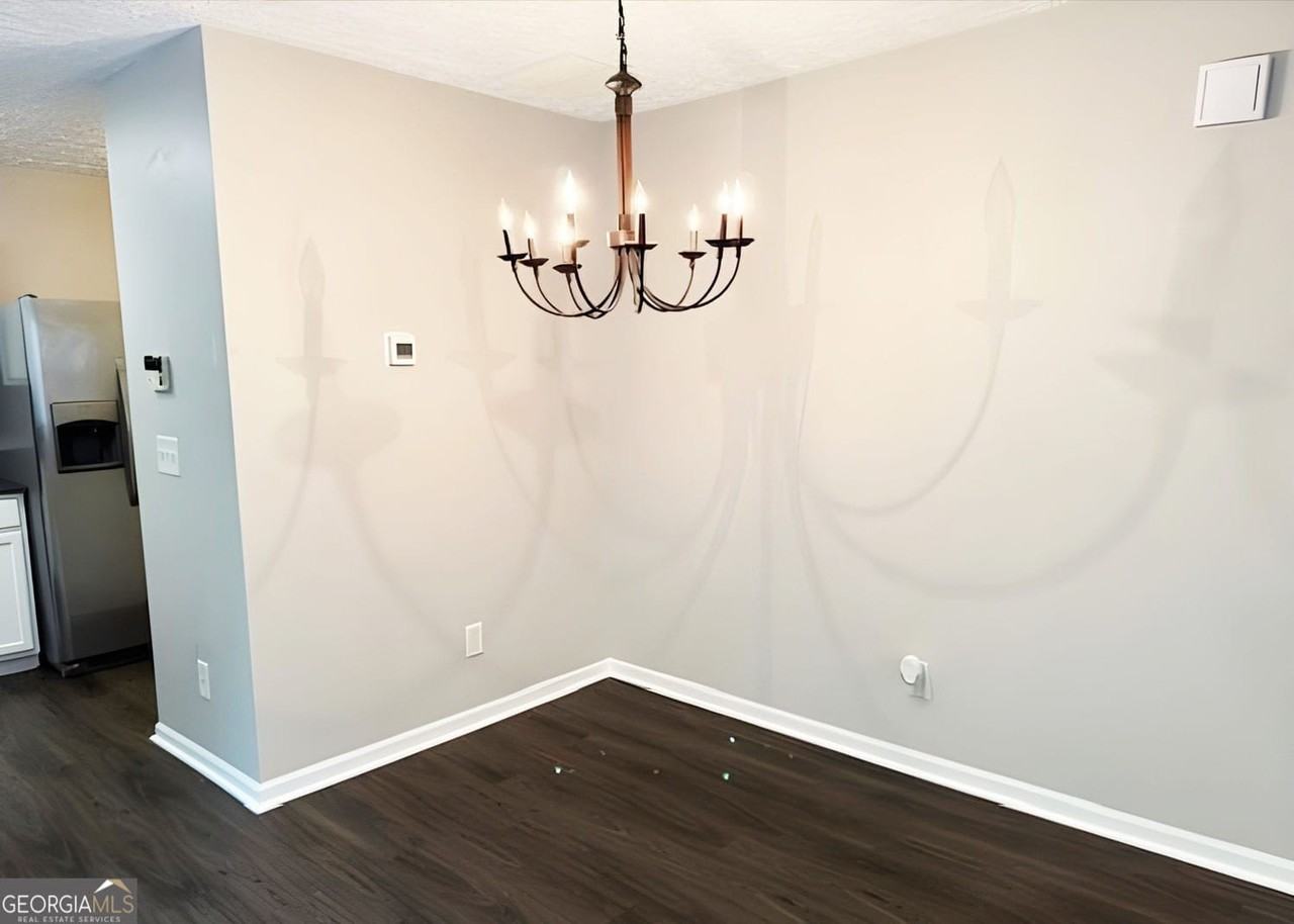 220 Wild Flower Ln - Photo 7 of 25