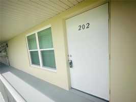 featured image of 8 Vista Palm Lane #202