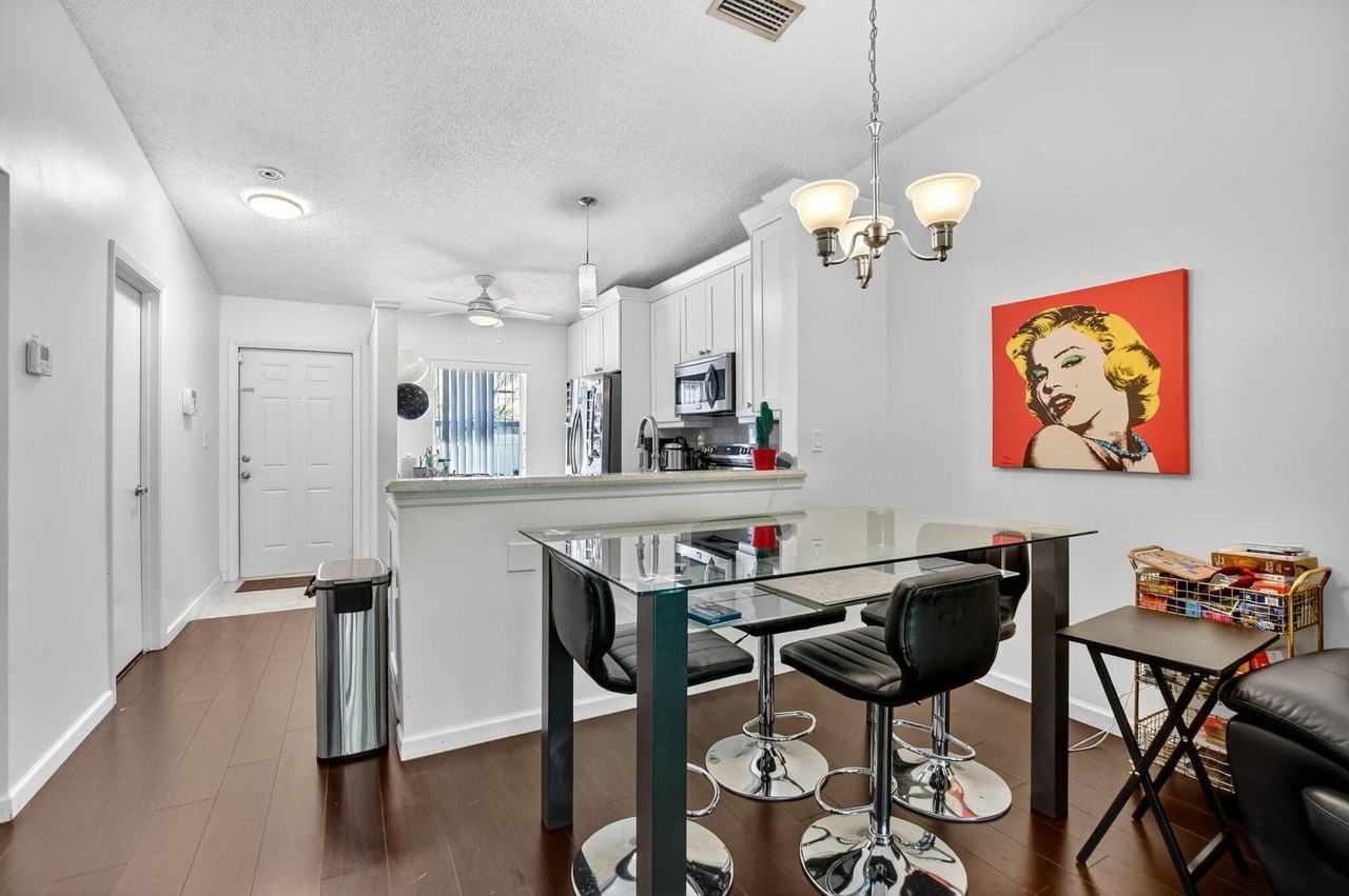 18715 Candlewick Drive - Photo 7 of 50