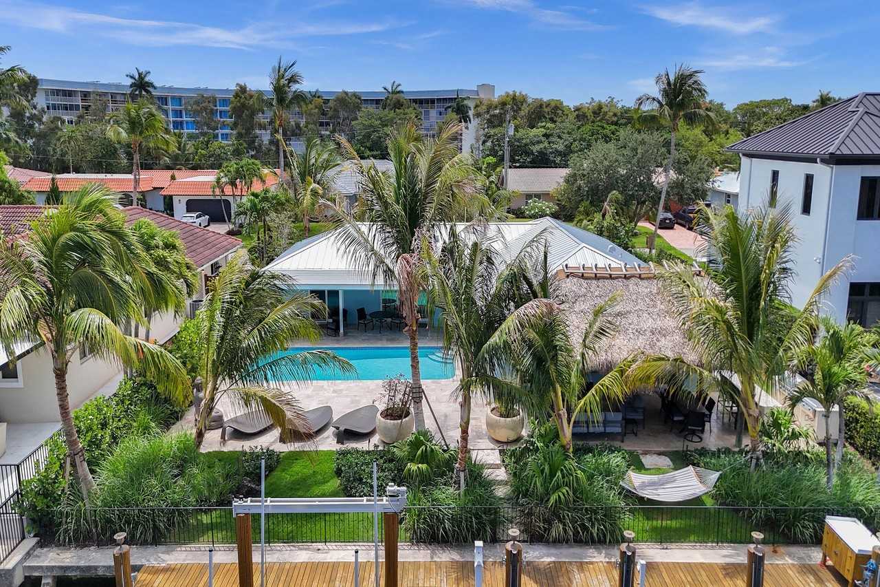 1107 Little Harbor Dr - Photo 3 of 50