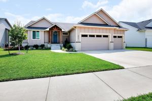 featured image of 4822 N Peregrine St