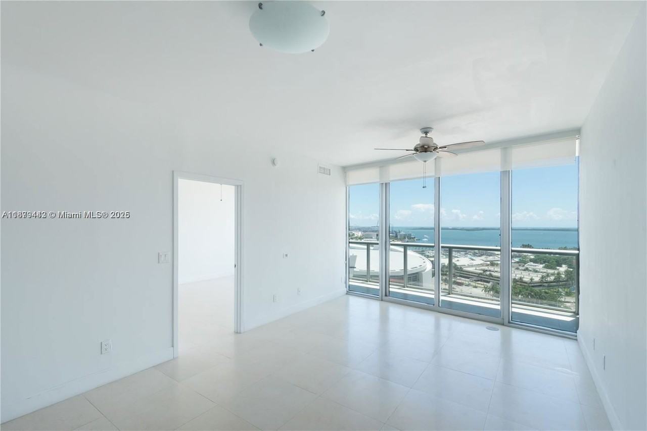 888 Biscayne Boulevard #2103 - Photo 3 of 8