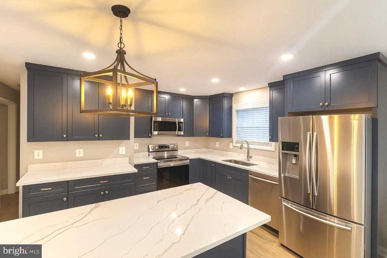 9000 Marcellas Dr - Photo 5 of 29