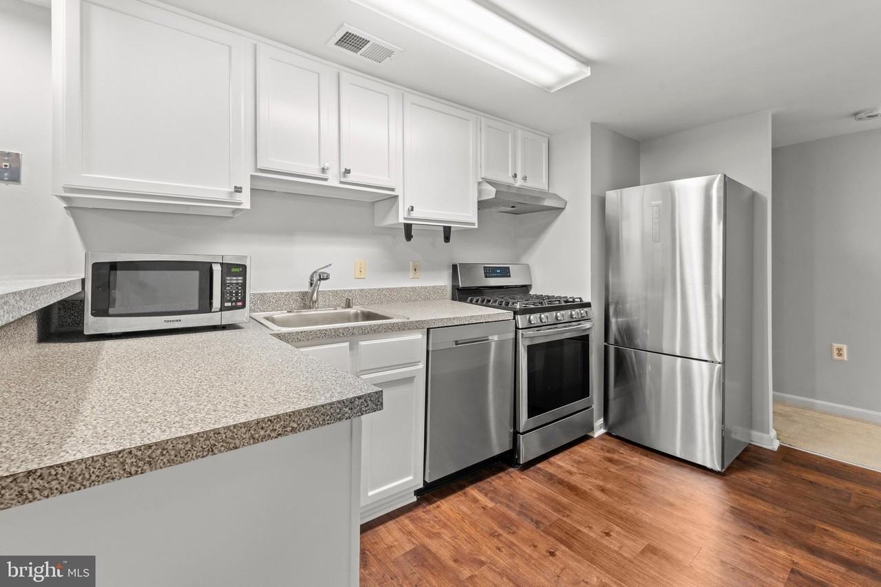 3612 Rock Creek Church Rd Nw Apt Lwr #LWR - Photo 4 of 19