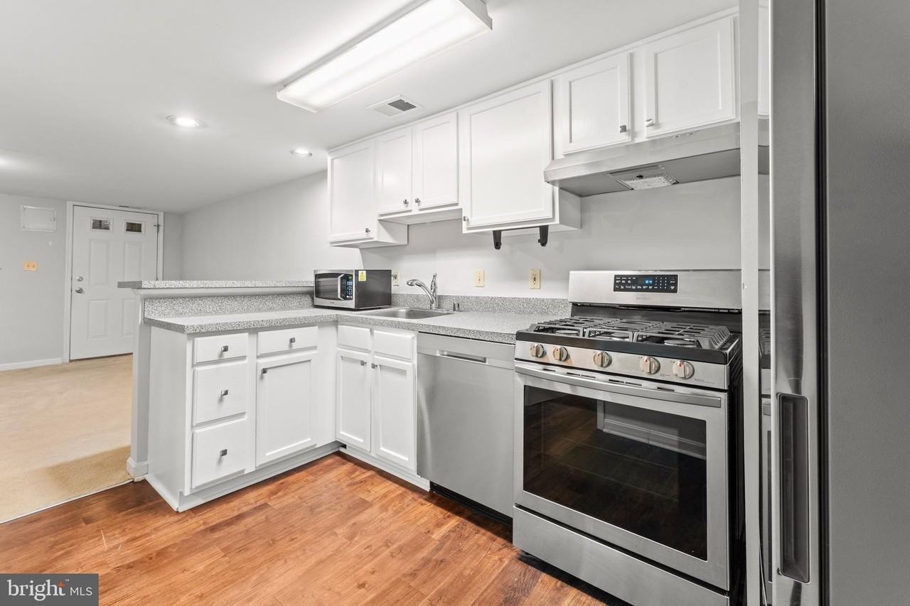 3612 Rock Creek Church Rd Nw Apt Lwr #LWR - Photo 5 of 19