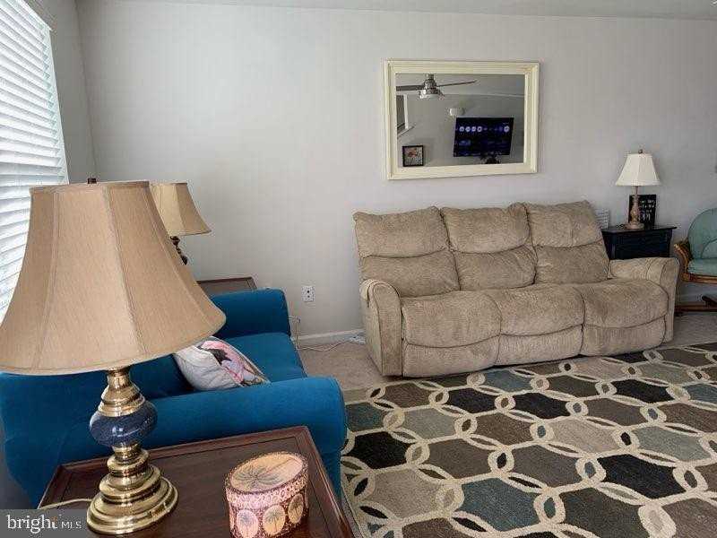 25037 Saltwater Cir - Photo 3 of 18