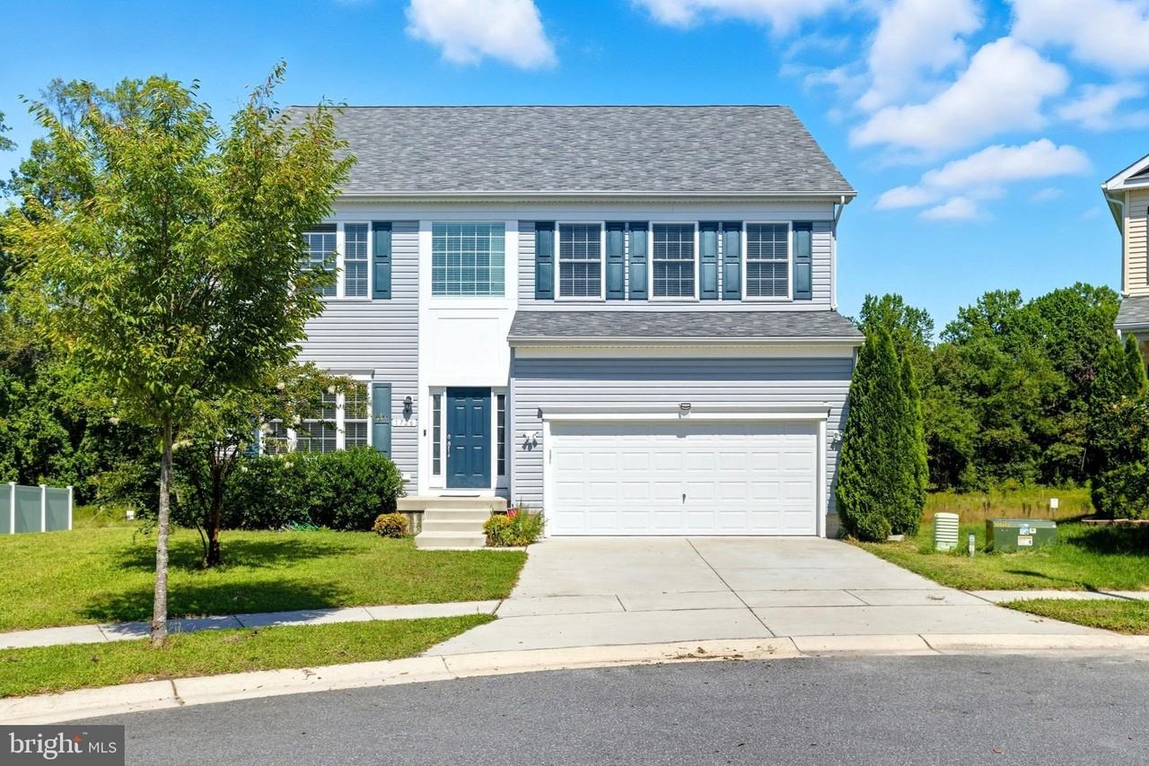 1726 Willard Way - Photo 3 of 44