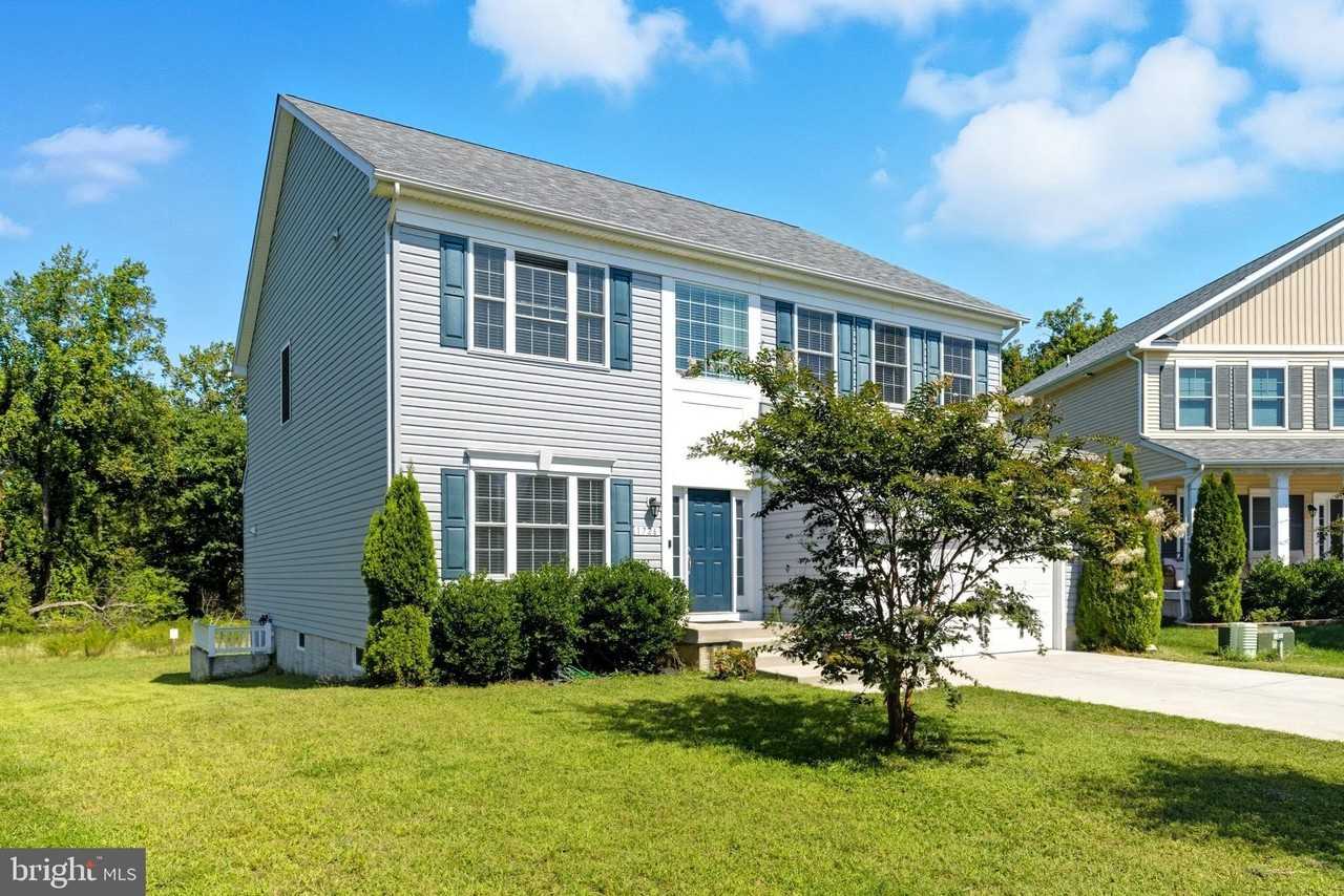 1726 Willard Way - Photo 4 of 44