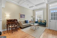 143 N Kenwood Ave - Photo 1 of 1