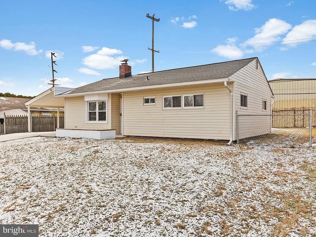 10 Blue Ridge Drive - Photo 2 of 31