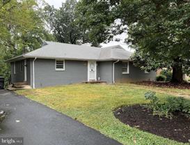 2747 Fort Scott Dr - Photo 1 of 1