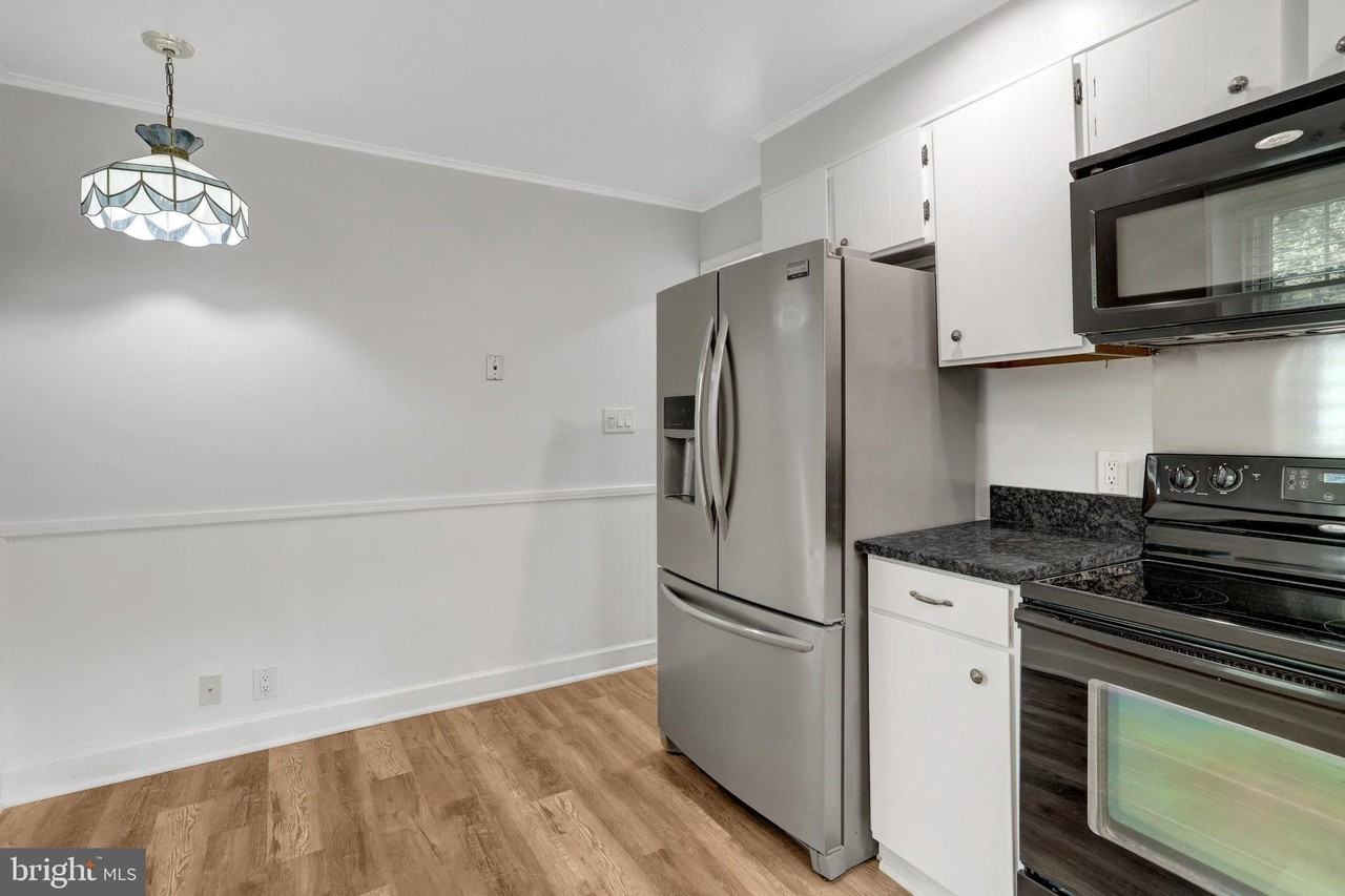 3004 South Columbus Street #A2 - Photo 4 of 36