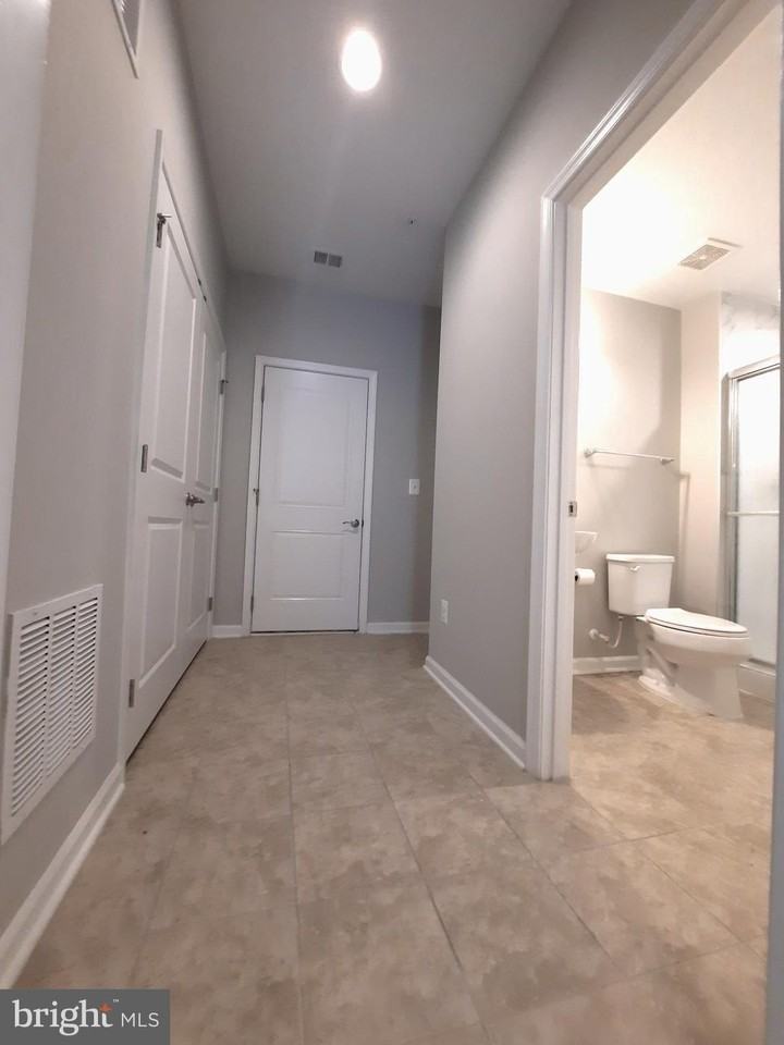 22326 Tess Terrace - Photo 6 of 41