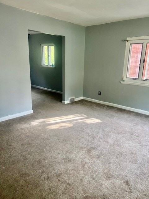 368 Anawanda Ave - Photo 6 of 16