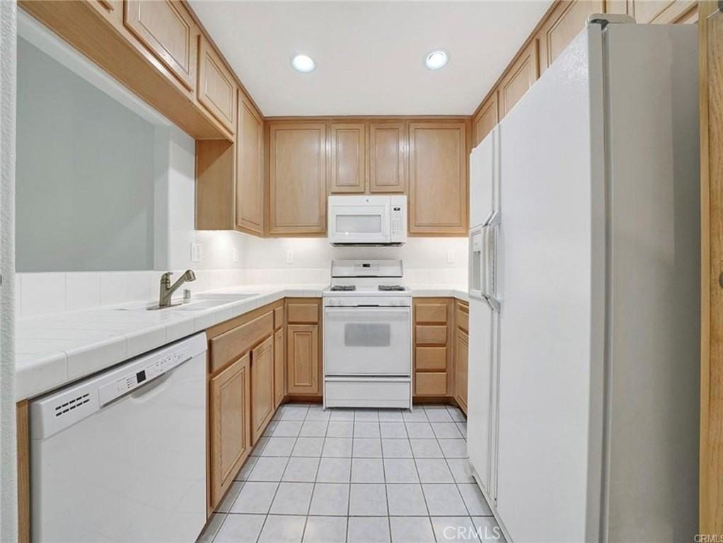 21 Mistral - Photo 4 of 12